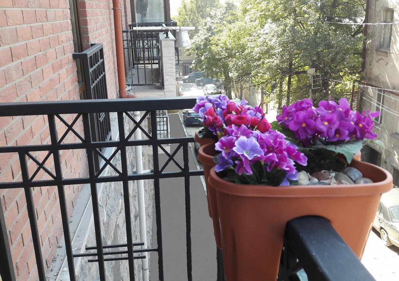Avlabari Apartment Tbilisi Bagian luar foto